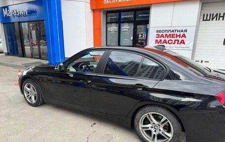 BMW 3 серия, 2015 год, 1 590 000 рублей, 16 фотография