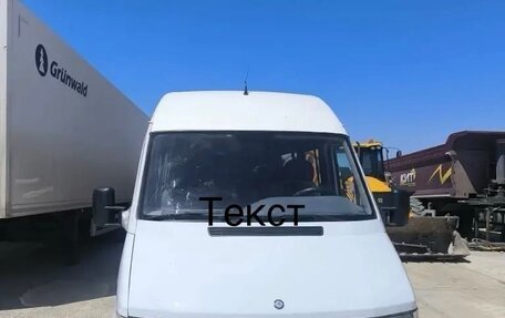 Mercedes-Benz V-Класс, 1996 год, 900 000 рублей, 2 фотография