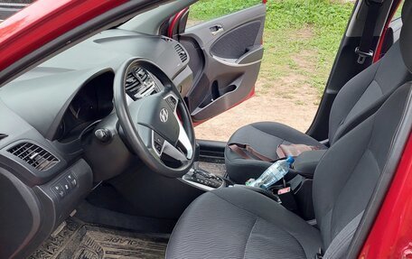 Hyundai Solaris II рестайлинг, 2012 год, 835 000 рублей, 3 фотография