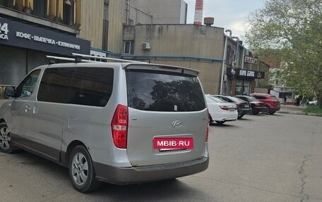 Hyundai Grand Starex Grand Starex I рестайлинг 2, 2008 год, 1 499 999 рублей, 3 фотография