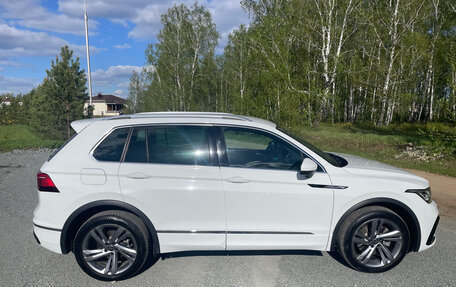 Volkswagen Tiguan II, 2021 год, 4 350 000 рублей, 8 фотография