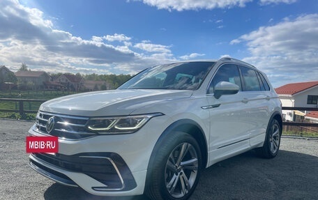 Volkswagen Tiguan II, 2021 год, 4 350 000 рублей, 27 фотография