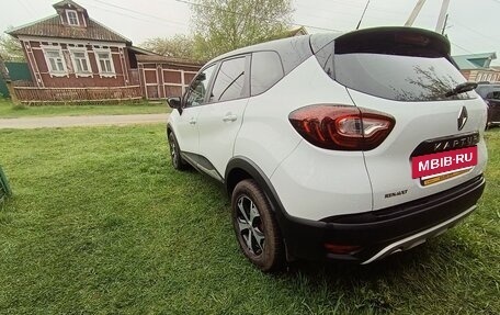 Renault Kaptur I рестайлинг, 2018 год, 1 600 000 рублей, 7 фотография