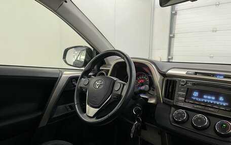 Toyota RAV4, 2015 год, 2 289 000 рублей, 9 фотография