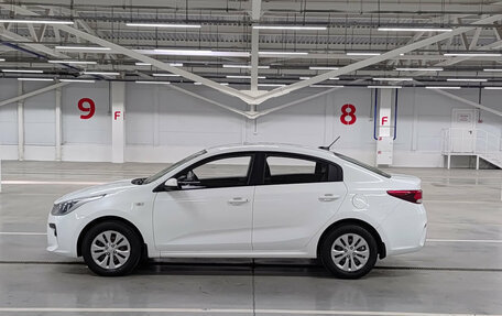 KIA Rio IV, 2018 год, 1 000 000 рублей, 8 фотография