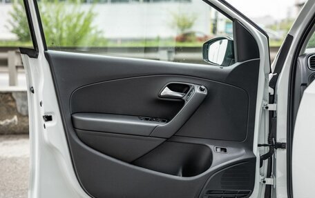Volkswagen Polo VI (EU Market), 2017 год, 1 048 000 рублей, 20 фотография