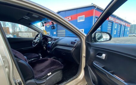 KIA Rio III рестайлинг, 2013 год, 600 000 рублей, 1 фотография