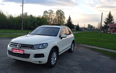 Volkswagen Touareg III, 2011 год, 1 750 000 рублей, 1 фотография