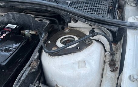 Mazda Axela, 2004 год, 240 000 рублей, 15 фотография