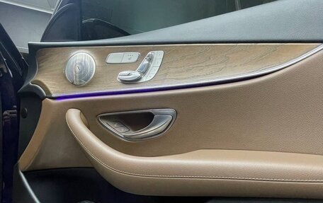 Mercedes-Benz E-Класс, 2021 год, 4 350 000 рублей, 10 фотография