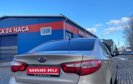 KIA Rio III рестайлинг, 2013 год, 600 000 рублей, 2 фотография