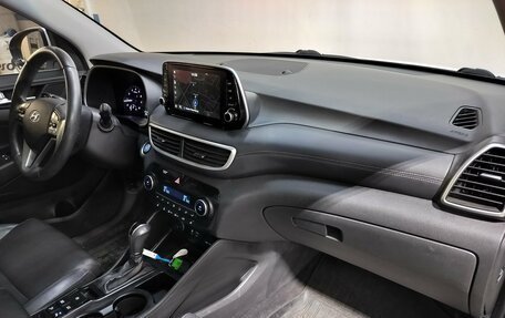 Hyundai Tucson III, 2018 год, 2 300 000 рублей, 12 фотография