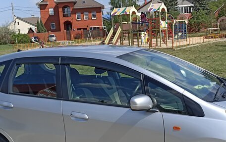 Honda Fit III, 2010 год, 900 000 рублей, 9 фотография
