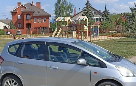 Honda Fit III, 2010 год, 900 000 рублей, 8 фотография