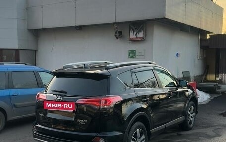 Toyota RAV4, 2019 год, 2 350 000 рублей, 14 фотография