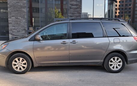 Toyota Sienna II рестайлинг, 2003 год, 870 000 рублей, 2 фотография