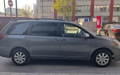 Toyota Sienna II рестайлинг, 2003 год, 870 000 рублей, 6 фотография