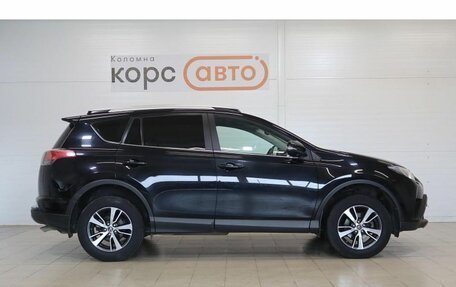 Toyota RAV4, 2017 год, 2 217 000 рублей, 4 фотография