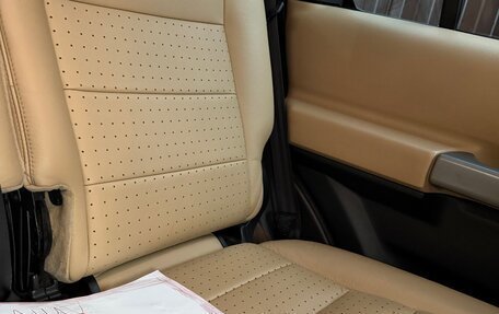 Land Rover Discovery III, 2007 год, 2 000 000 рублей, 13 фотография