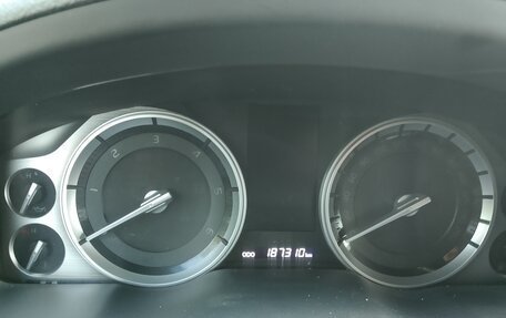 Toyota Land Cruiser 200, 2016 год, 6 400 000 рублей, 17 фотография