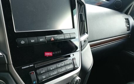 Toyota Land Cruiser 200, 2016 год, 6 400 000 рублей, 19 фотография