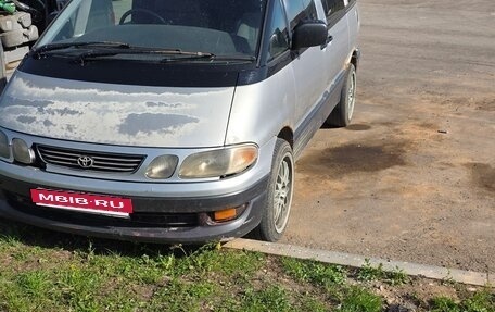 Toyota Estima III рестайлинг -2, 1998 год, 190 000 рублей, 4 фотография