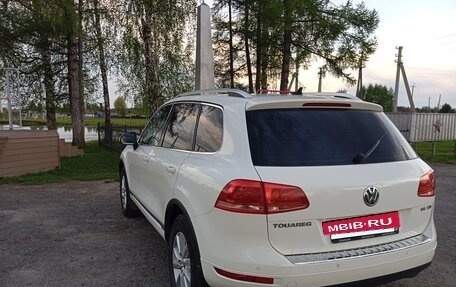 Volkswagen Touareg III, 2011 год, 1 750 000 рублей, 7 фотография