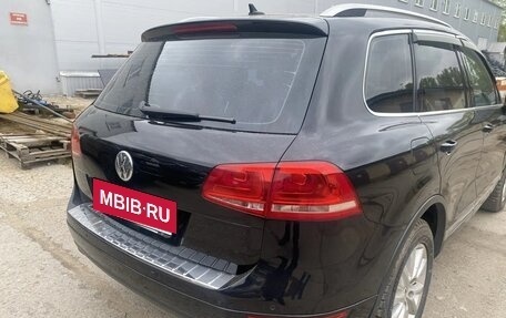 Volkswagen Touareg III, 2012 год, 2 250 000 рублей, 2 фотография