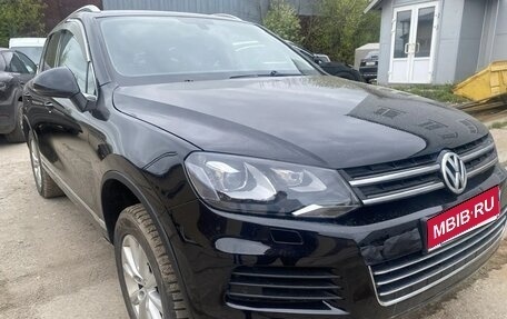 Volkswagen Touareg III, 2012 год, 2 250 000 рублей, 1 фотография