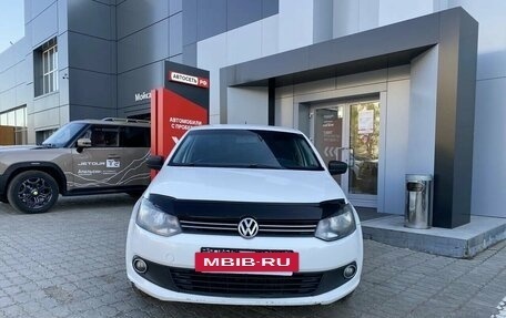 Volkswagen Polo VI (EU Market), 2013 год, 497 760 рублей, 2 фотография