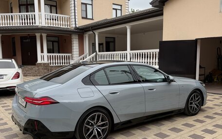 BMW 5 серия, 2024 год, 6 980 000 рублей, 5 фотография