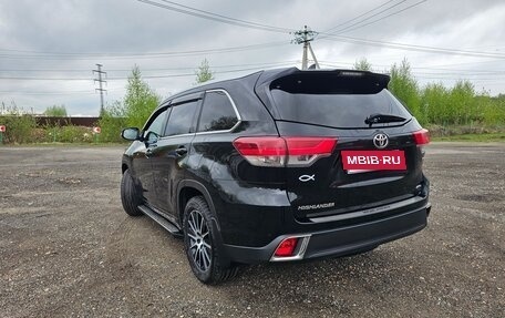 Toyota Highlander III, 2017 год, 3 400 000 рублей, 3 фотография