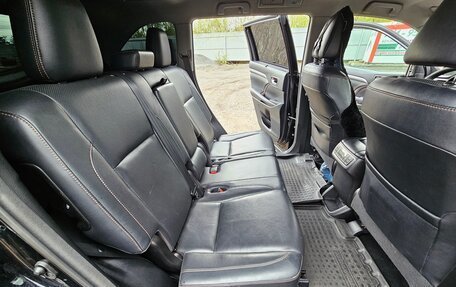 Toyota Highlander III, 2017 год, 3 400 000 рублей, 12 фотография