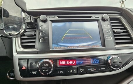 Toyota Highlander III, 2017 год, 3 400 000 рублей, 17 фотография