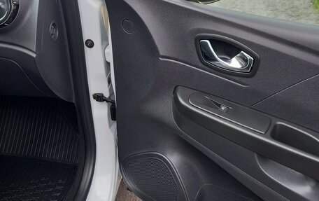 Renault Kaptur I рестайлинг, 2020 год, 1 720 000 рублей, 25 фотография