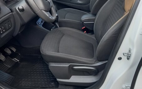 Renault Kaptur I рестайлинг, 2020 год, 1 720 000 рублей, 38 фотография