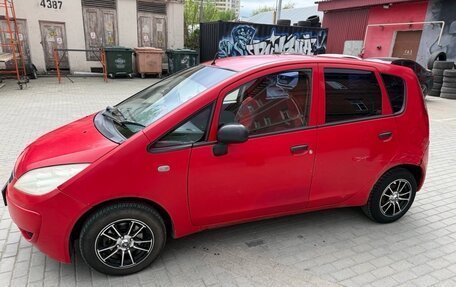 Mitsubishi Colt VI рестайлинг, 2005 год, 220 000 рублей, 2 фотография