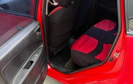 Mitsubishi Colt VI рестайлинг, 2005 год, 220 000 рублей, 5 фотография