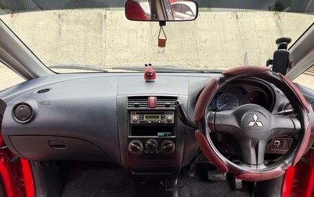 Mitsubishi Colt VI рестайлинг, 2005 год, 220 000 рублей, 13 фотография