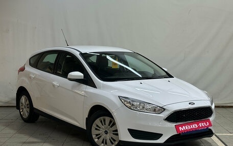 Ford Focus III, 2016 год, 990 000 рублей, 2 фотография