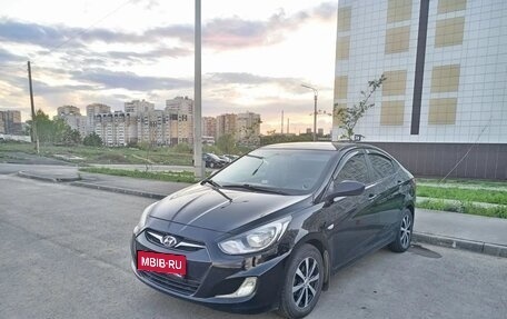 Hyundai Solaris II рестайлинг, 2011 год, 630 000 рублей, 2 фотография