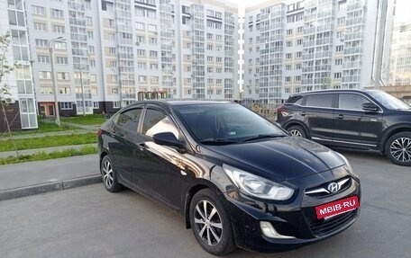 Hyundai Solaris II рестайлинг, 2011 год, 630 000 рублей, 3 фотография