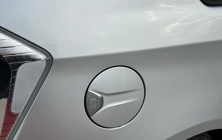 Toyota Prius, 2013 год, 1 260 000 рублей, 8 фотография