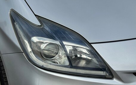Toyota Prius, 2013 год, 1 260 000 рублей, 10 фотография