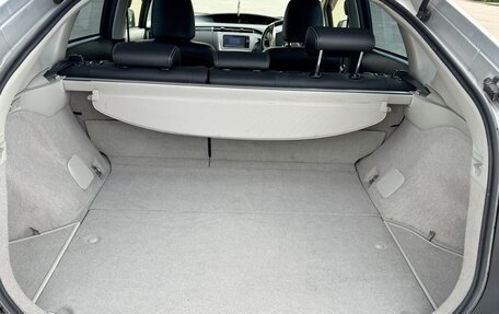 Toyota Prius, 2013 год, 1 260 000 рублей, 12 фотография