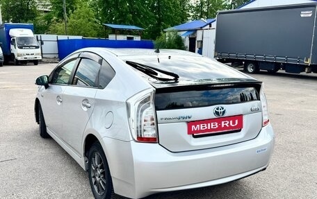 Toyota Prius, 2013 год, 1 260 000 рублей, 4 фотография