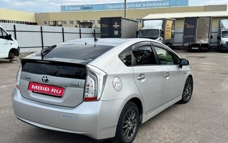 Toyota Prius, 2013 год, 1 260 000 рублей, 5 фотография