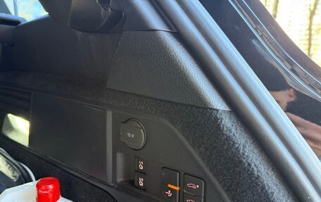 Volkswagen Touareg III, 2011 год, 1 750 000 рублей, 15 фотография