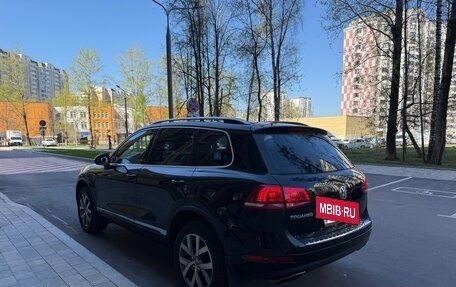 Volkswagen Touareg III, 2011 год, 1 750 000 рублей, 6 фотография
