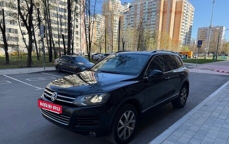Volkswagen Touareg III, 2011 год, 1 750 000 рублей, 8 фотография